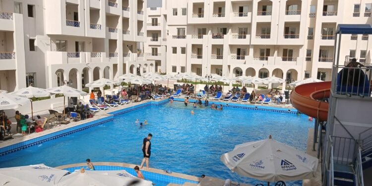 تسليم المرحلة الأولى بمشروع سانتوريني الساحل الشمالي