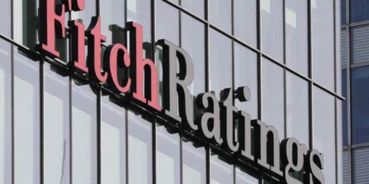 فيتش سوليوشنز تتوقع رفع المركزي المصري سعر الفائدة 3% بالنصف الثاني من 2024