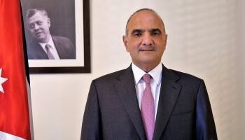 الأردن يتجه لاتخاذ إجراءات لمواجهة آثار التضخم المحتملة جراء توترات البحر الأحمر