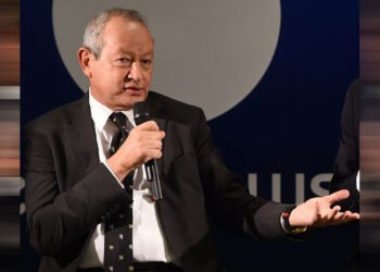 أورا العقارية تعتزم اقتراض 290 مليون دولار