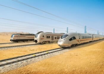 البنك الإسلامي للتنمية يوقع اتفاقية مشروع القطار الكهربائي السريع بمصر فبراير المقبل