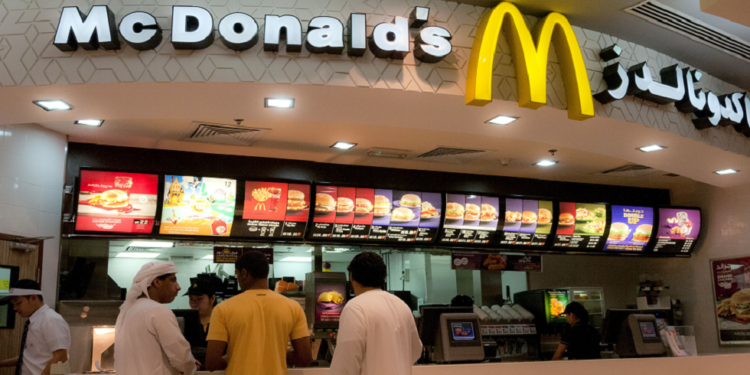 ماكدونالدز تقر بتأثر أعمالها بسبب حملات المقاطعة في الشرق الأوسط