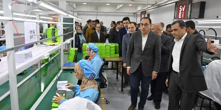 “oraimo”: زيارة رئيس الوزراء لخطوط إنتاجنا بالسخنة يعكس دعم الحكومة للتصنيع المحلي