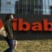 قفزة في أسهم علي بابا بعد شراء مؤسسها ورئيسها أسهماً بـ200 مليون دولار 