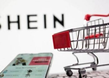 أسهم “شي إن” تُباع بخصم 30% مع تضاؤل أفق الطرح العام الأولي