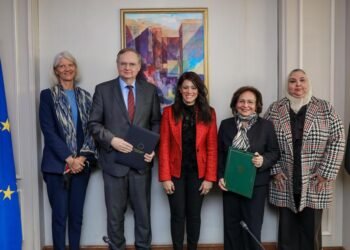 وزيرة التعاون الدولي تشهد توقيع اتفاقية المبادرة الوطنية لتمكين الأطفال