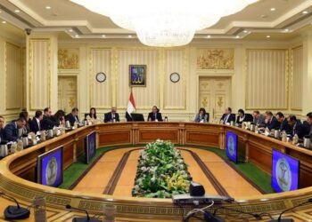 الحكومة توافق على مشروع قانون بالبحث عن البترول في الصحراء الغربية