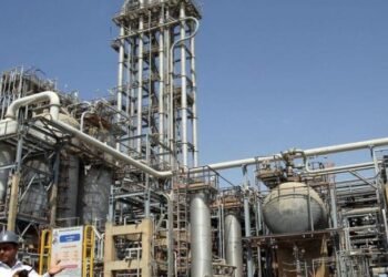 “كيما” تستقبل وفد مع شركة هندية لتأهيل خط نترات الأمونيوم