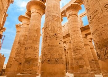 رئيس قطاع المتاحف: خطة لتحويل المواقع الأثرية لخضراء تعمل بالطاقة الشمسية