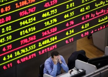 هبوط جماعي لمؤشرات البورصة في مستهل تعاملات الأسبوع EGX30 ينخفض 3.4%