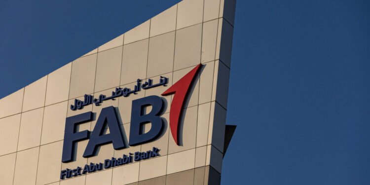 4 مليارات درهم أرباح أبوظبي الأول في الربع الأخير من 2023