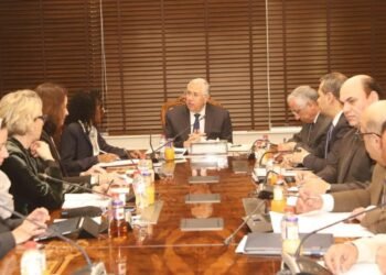 وزير الزراعة يبحث مع التنمية المستدامة بالبنك الدولي المشروعات المشتركة