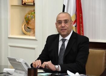 وزير الإسكان: إعفاء 70% من غرامات التأخير حال سداد كامل المستحقات المتأخرة للمنشآت والأراضي