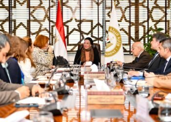 البيئة: نسعى لبناء شراكات مع المنظمات التنموية لتدعيم النمو الأخضر والمستدام