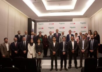 شراكة بين بنك أبوظبي التجاري مصر و شنايدر لتمويل مشروعات خضراء ومستدامة في مصر