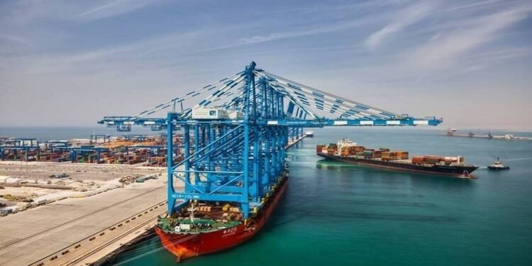 اقتصادية قناة السويس: تصدير أول شحنة أمونيا خضراء للهند بعد 10 شهور فقط من عمل المصنع