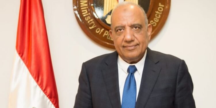 وزير قطاع الأعمال: مصنع الأمونيا الخضراء بطاقة 350 ألف طن سنويا بالشراكة مع بنشمارك باور