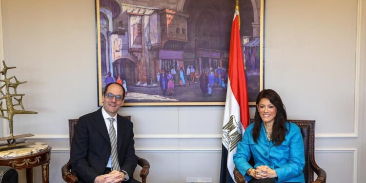 المشاط تلتقي السفير النمساوي الجديد بالقاهرة وتبحث ترتيبات انعقاد اللجنة المشتركة