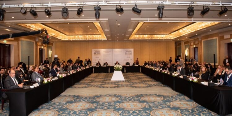 إنفستجيت تناقش مع الخبراء العقاريين: السبيل الأمثل للاستثمارات العقارية الناجحة