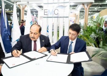 هواوي توقع اتفاقية مع صان مصر للتعاون في حلول الطاقة الرقمية والمستدامة