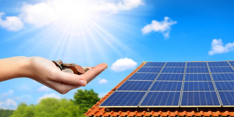 تقرير: الطاقة الشمسية ستشكل 58% من قدرة توليد الكهرباء الجديدة في أمريكا هذا العام