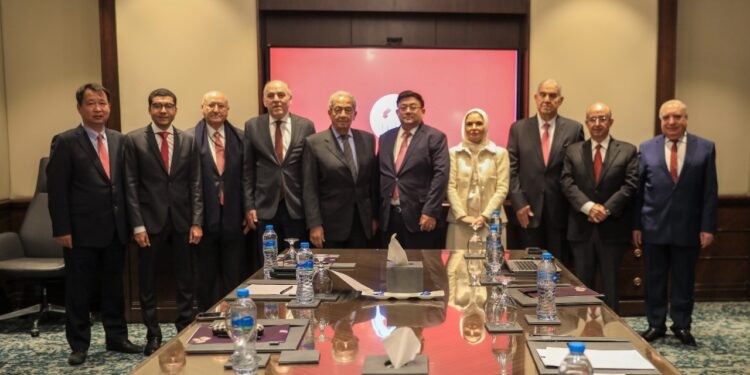 مؤسسة رجال الأعمال المصريين الصينيين تستعرض أهم الإنجازات التي تحققت العام الماضي 