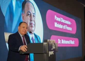 المالية: رفع الإعفاءات الضريبية 33% للعاملين بالدولة مارس المقبل