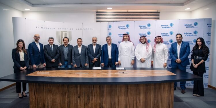 جونسون كنترولز العربية توفر ما يزيد عن 3500 طن تبريد لمجمع فيفث سكوير