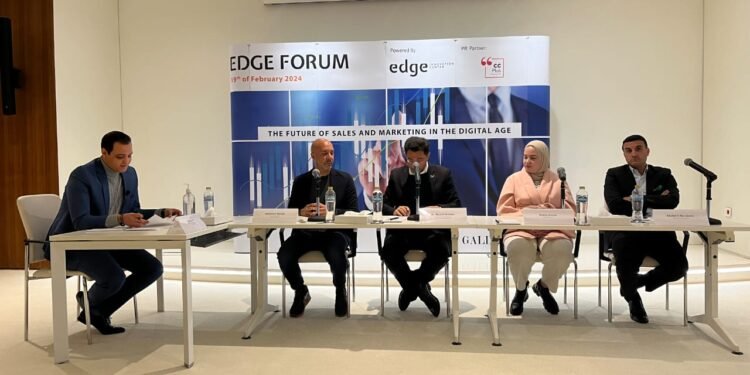 خبراء: الإعلام التقليدي فقد هيمنته والسوشيال ميديا أصبحت تتحكم في المحتوي والتسويق