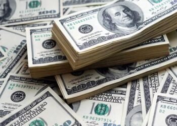 صفقة رأس الحكمة تقفز بسندات مصر الدولارية وتنعش الجنيه