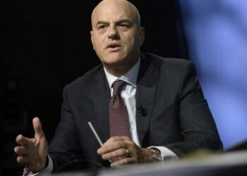 رئيس شركة إيني الإيطالية: مصر لم تتوقف عن سداد مستحقات شركات الطاقة