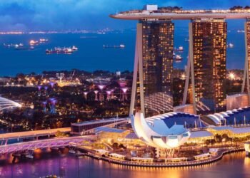 سنغافورة تخطط لصندوق بـ3.7 مليار دولار للتحول للطاقة النظيفة