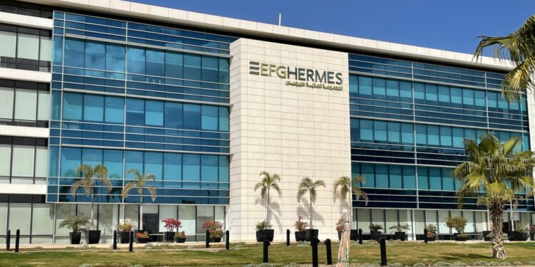 هيرميس تكشف عن توقعاتها بتراجع سعر الدولار خلال أسابيع