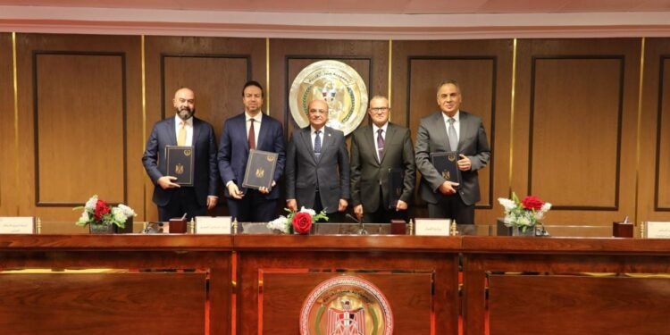 وزارة العدل توقع بروتوكول تعاون مع البنك المركزي ووزارة الاتصالات وتكنولوجيا المعلومات