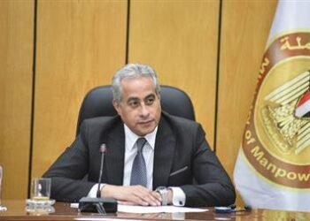 وزير العمل:يومى 5 و 6 مايو إجازة للعاملين بالقطاع الخاص بمناسبة عيد العمال وشم النسيم