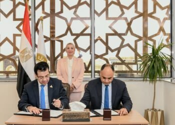 توقيع بروتوكول تعاون بين جهاز شئون البيئة ومؤسسة حارتنا المصرية للتنمية المستدامة