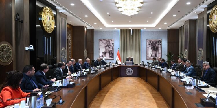 مجلس الوزراء يوافق على اعتماد صرف 6 دُفعات من صُندوق إعانات الطوارئ