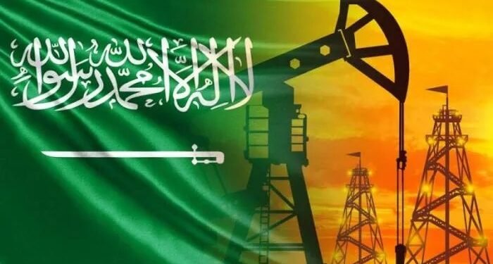 السعودية ترفع سعر البيع الرسمي للخام العربي الخفيف في مايو