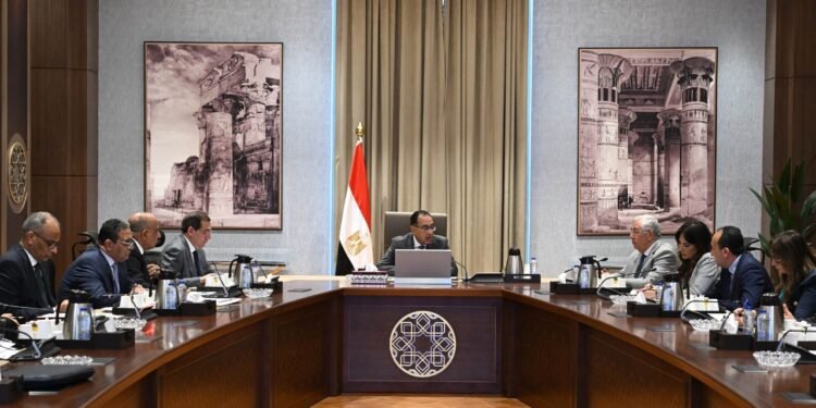 مدبولي: نستهدف ضبط منظومة توزيع الأسمدة وتوفير احتياجات السوق المحلي