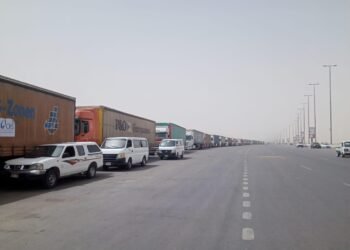 التموين تطلق أكبر قافلة من المساعدات لأهالي قطاع غزة