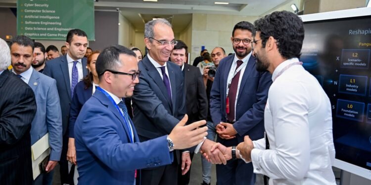 هواوي كلاود تستعرض أحدث منتجاتها الثورية في الذكاء الاصطناعي