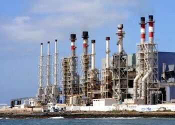 مصر تخطط لطرح مشاريع محطات تحلية مياه خلال أسابيع