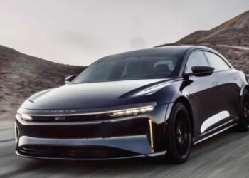 مبيعات السيارات الكهربائية تتجاوز 5% في 31 دولة