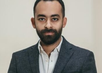 أحمد قدرى: توطين الصناعة واستمرار الإنتاج سببان لاستقرار سعر الصرف