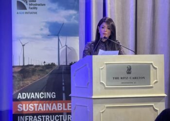 وزيرة التعاون الدولى