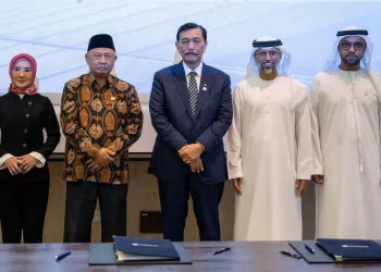 “مصدر” توقع اتفاقيات لتطوير مشاريع طاقة متجددة في إندونيسيا