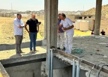وزير الإسكان: تنفيذ خطوط صرف صحي بطول 40 كم لمشروع بيت الوطن