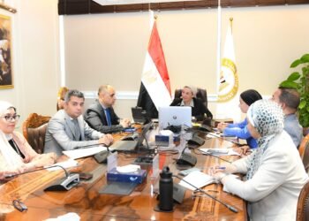 وزيرة البيئة تناقش مع ممثلي”OECD” تقرير سياسات النمو الأخضر