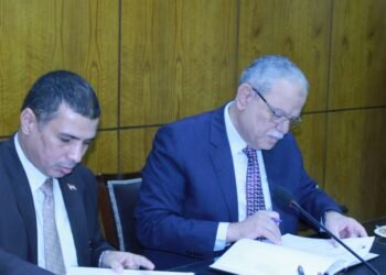 السكر والصناعات التكاملية توقع بروتوكول تعاون مع جامعة أسيوط الجديدة