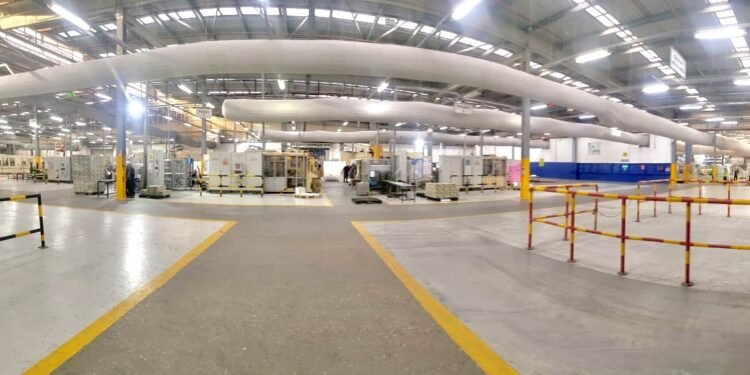 مجموعة فاين الصحية تواصل الاستثمار في السوق المصري بإدخال آلات إنتاج جديدة 